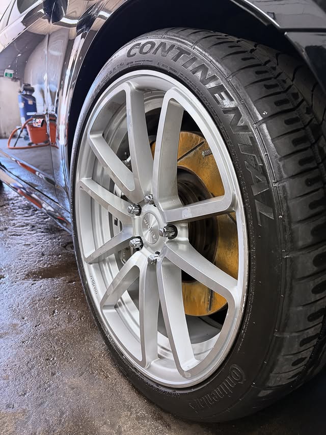 Wheel cleaning